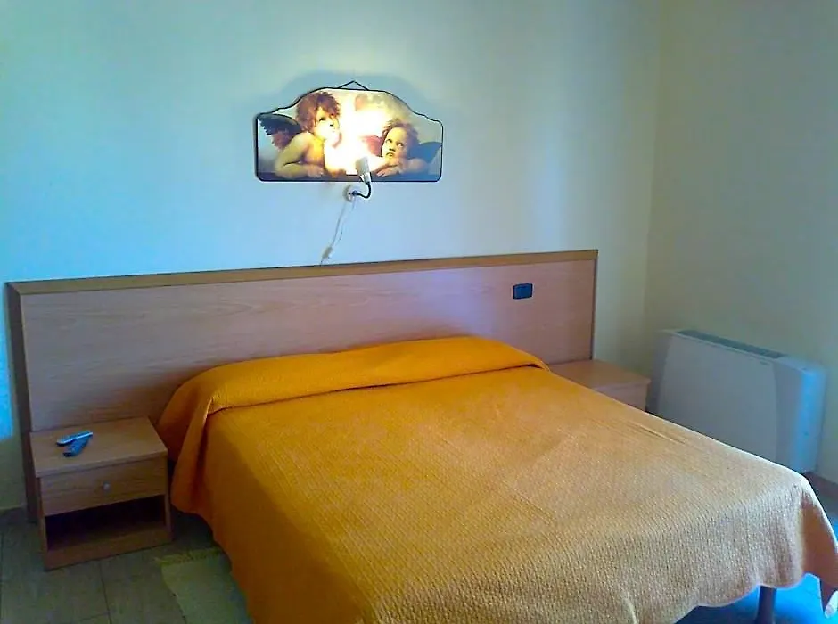 Life Hotel-1